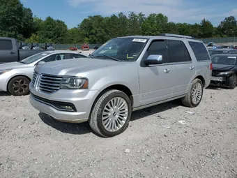 2016 Lincoln Navigator 5LMJJ2JT5GEL04646