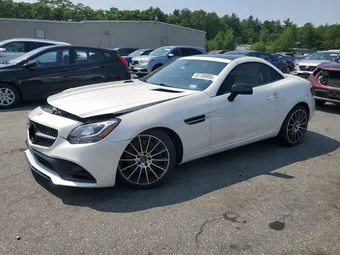 2019 Mercedes-Benz SLC-Class WDDPK3JA1KF165885