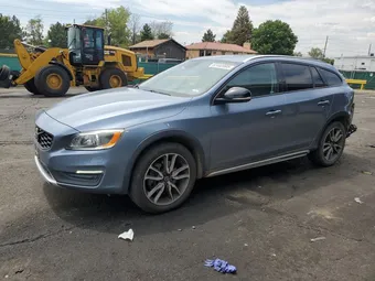 2017 Volvo V60 Cross Country YV440MWM9H1033195