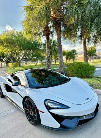 2016 McLaren 570S SBM13DAA8GW000644