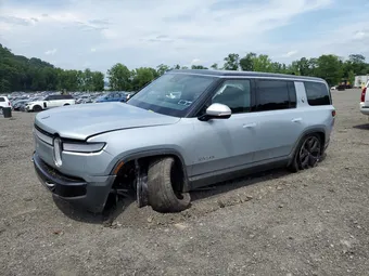 2024 Rivian R1S 7PDSGBBA6RN038914