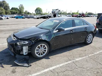 2019 Mercedes-Benz A-Class WDD3G4FB7KW022706