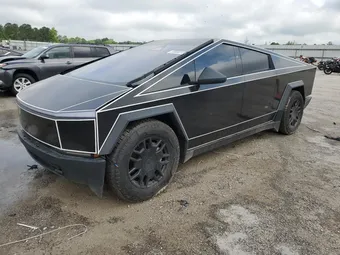2024 Tesla Cybertruck 7G2CEHED8RA007862