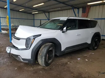 2025 Kia EV9 5XYAFFS50SG002570