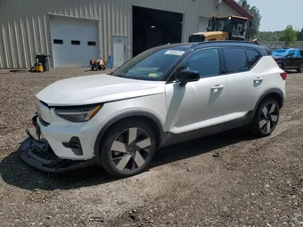 2024 Volvo XC40 YV4ER3XMXR2235610