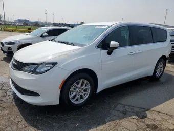 2022 Chrysler Voyager 2C4RC1CG7NR225056