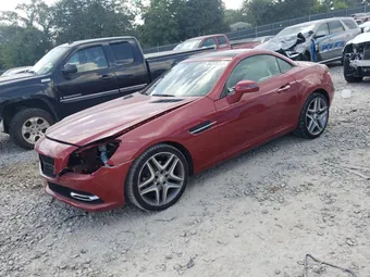 2015 Mercedes-Benz SLK-Class WDDPK4HA0FF101063
