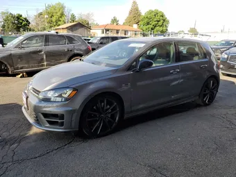 2017 Volkswagen Golf R WVWVF7AU1HW084546