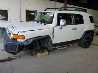 2014 Toyota FJ Cruiser JTEBU4BF8EK189252