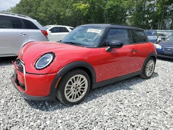 2025 Mini Cooper WMW23GD02S2W18606