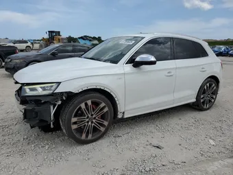 2018 Audi SQ5 WA1A4AFY9J2153942