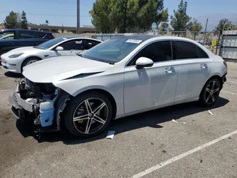 2020 Mercedes-Benz A-Class W1K3G4EBXLJ207154
