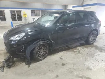 2017 Porsche Cayenne WP1AA2A27HKA86824