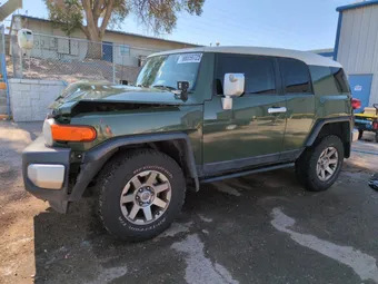 2014 Toyota FJ Cruiser JTEBU4BF4EK191130