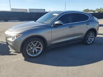 2018 Alfa Romeo Stelvio ZASFAKBNXJ7B98405