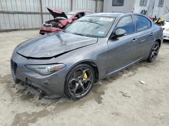 2019 Alfa Romeo Giulia ZARFANBN3K7621536