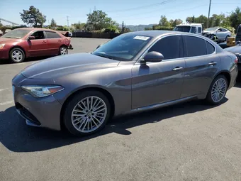 2017 Alfa Romeo Giulia ZARFAEEN7H7540480