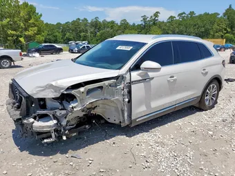 2020 Lincoln Nautilus 2LMPJ6J92LBL23142
