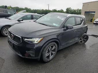 2024 Volvo XC40 YV4L12UK5R2336792