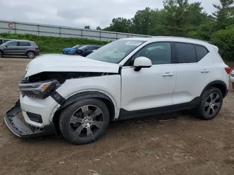 2021 Volvo XC40 YV4162UL6M2432439