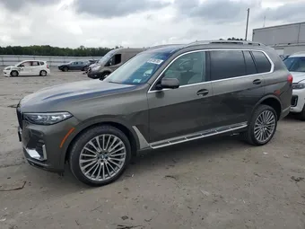 2020 BMW X7 5UXCW2C05L9B51999