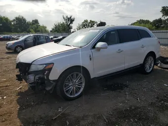 2019 Lincoln MKT 2LMHJ5AT7KBL03753