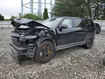 2025 Rivian R1S 7PDSGCBP1SN059024
