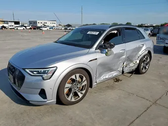 2022 Audi e-tron WA1AAAGE1NB047049