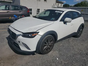 2017 Mazda CX-3 JM1DKFC72H0149657