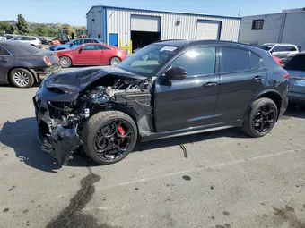 2023 Alfa Romeo Stelvio ZASPAKEV0P7D68487