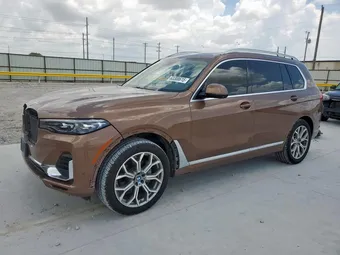 2019 BMW X7 5UXCW2C54KLB44331