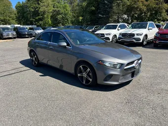 2020 Mercedes-Benz A-Class W1K3G4EB5LW047543