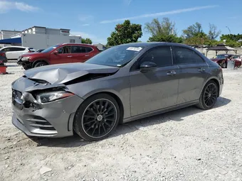 2021 Mercedes-Benz A-Class W1K3G4EB2MJ257497