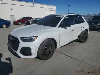 2022 Audi SQ5 WA1C4AFYXN2027409