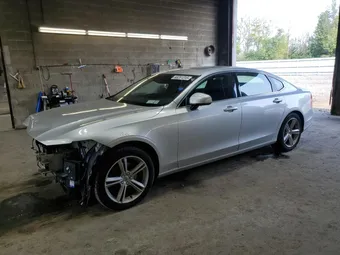 2018 Volvo S90 LVY982MK6JP015417