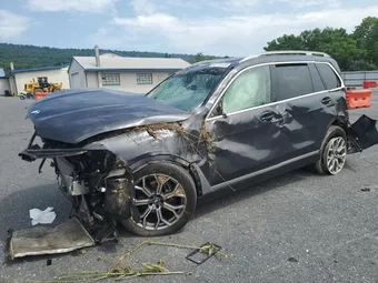 2021 BMW X7 5UXCW2C05M9H40200