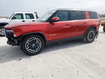 2025 Rivian R1S 7PDSGBBA2SN049401