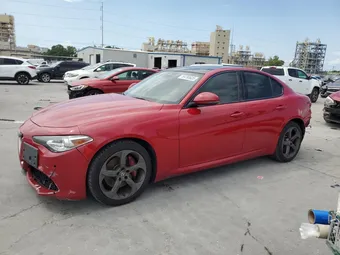 2018 Alfa Romeo Giulia ZARFAEDN2J7575287