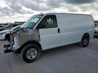 2021 Chevrolet Express 1GCWGAFP3M1258920