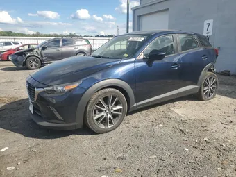 2018 Mazda CX-3 JM1DKFC72J1323257