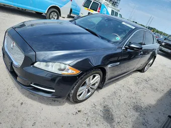 2014 Jaguar XJ SAJWJ2GDXE8V62512