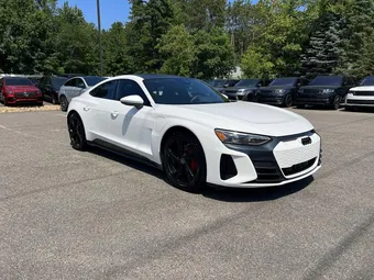 2022 Audi e-tron GT WAUFJBFW2N7006120