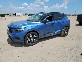 2020 Volvo XC40 YV4AC2HM0L2322688