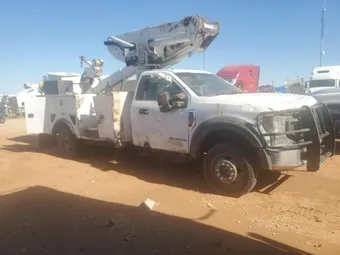 2022 Ford F550 1FDUF5HT0NDA19199