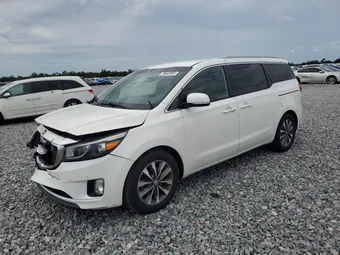 2017 Kia Sedona KNDMC5C11H6327882