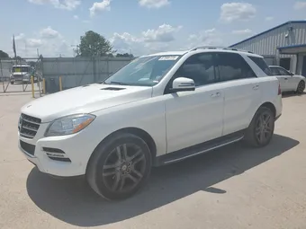 2015 Mercedes-Benz M-Class 4JGDA5JBXFA483569