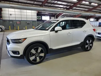 2021 Volvo XC40 YV4162UK4M2570679
