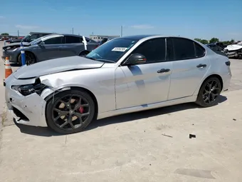 2020 Alfa Romeo Giulia ZARFAMBN0L7634689