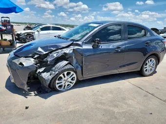 2018 Toyota Yaris 3MYDLBYVXJY313764