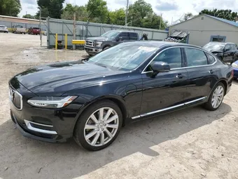 2018 Volvo S90 LVYBR0AL7JP049706